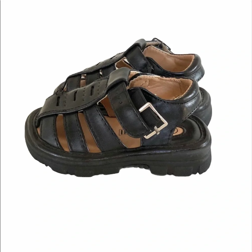 Venini Toddler Black Strap Sandals Boys Size 5